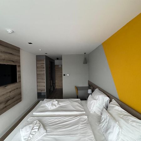 Hotel Szieszta Sopron Extérieur photo