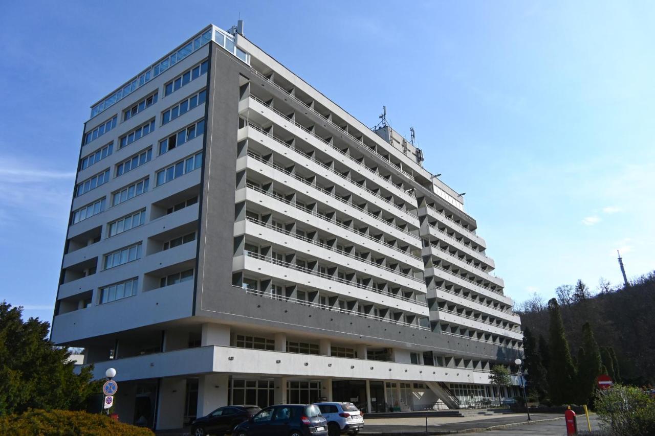 Hotel Szieszta Sopron Extérieur photo