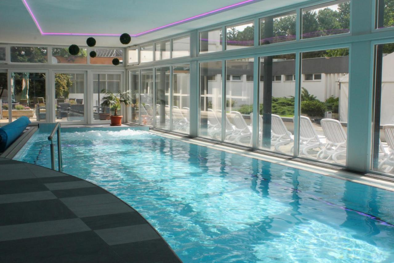 Hotel Szieszta Sopron Extérieur photo