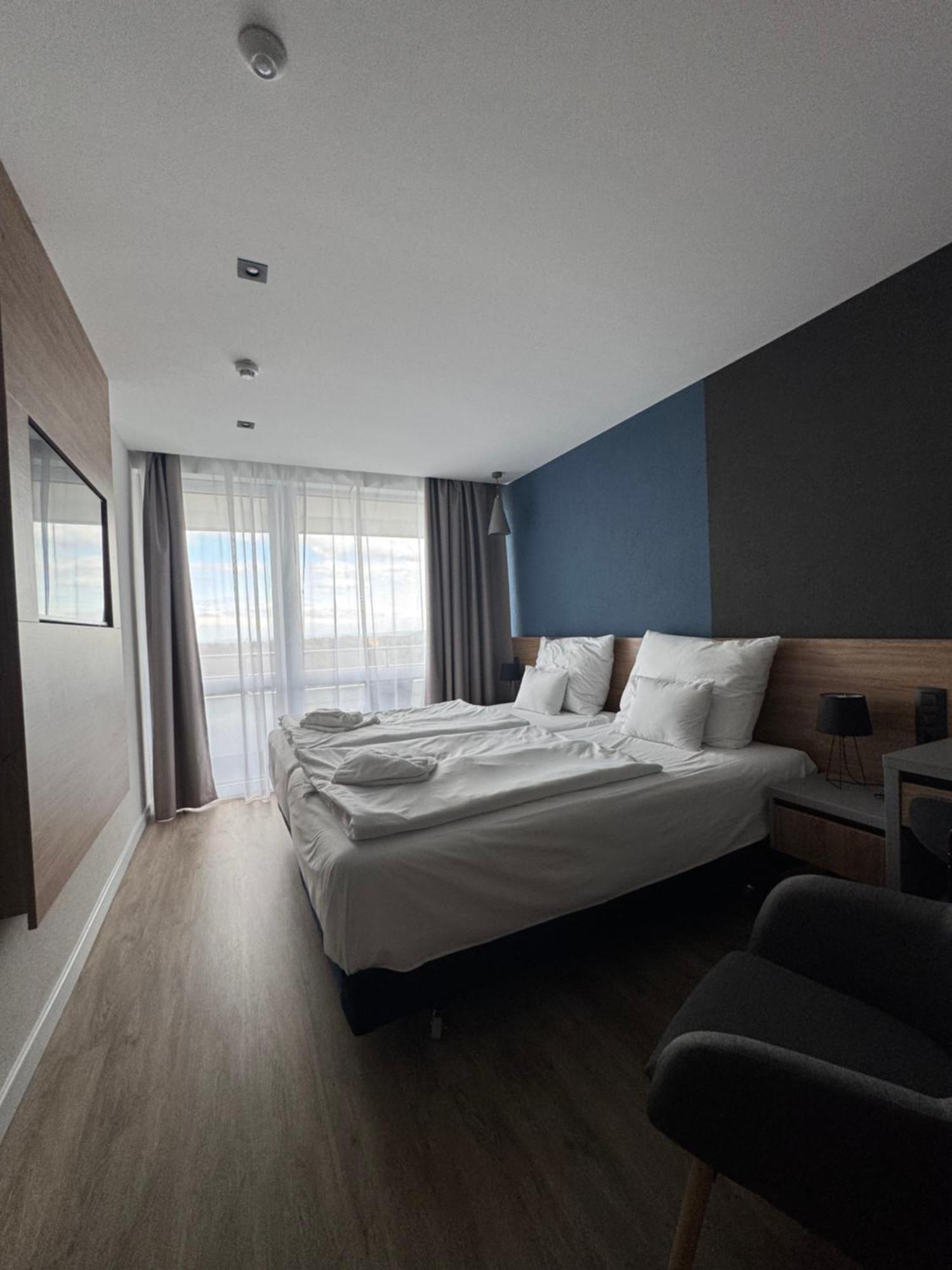 Hotel Szieszta Sopron Extérieur photo