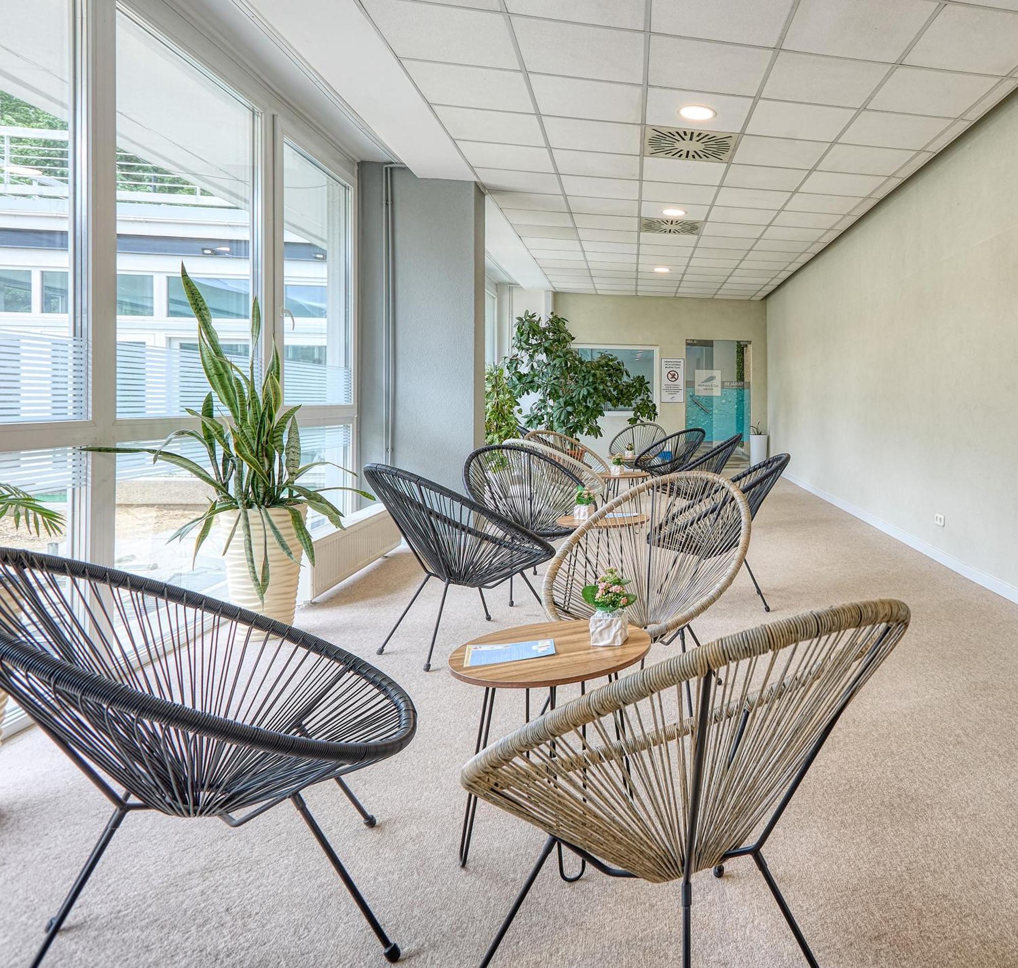Hotel Szieszta Sopron Extérieur photo