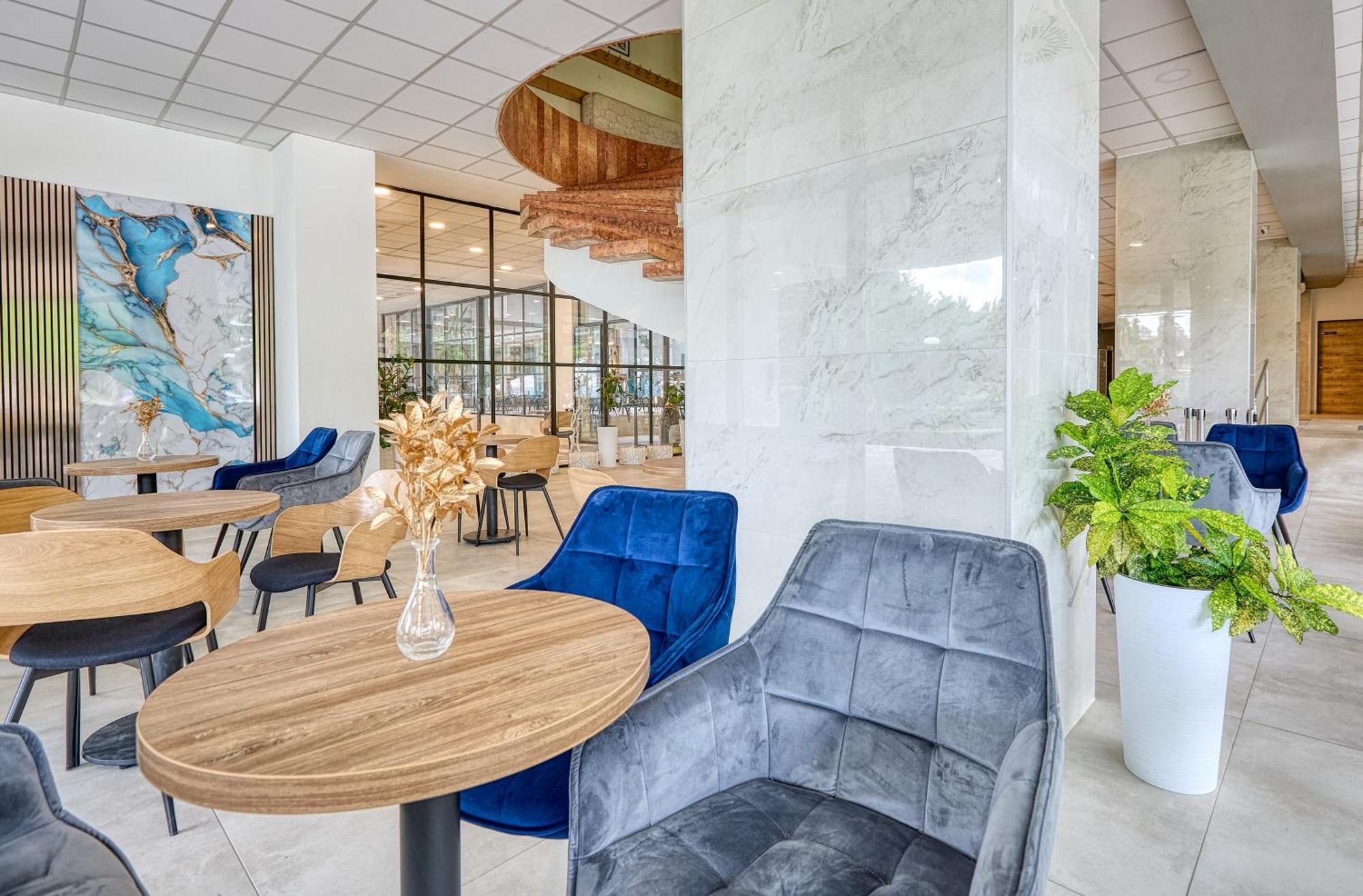 Hotel Szieszta Sopron Extérieur photo