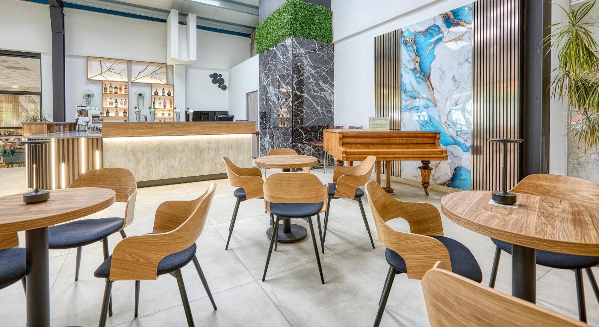 Hotel Szieszta Sopron Extérieur photo